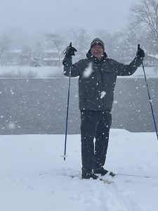Snowy day hike around a Frozen Olander Lake